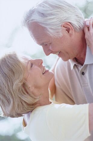 Una pareja de ancianos